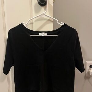 Fitz & Eddi Black V Neck Crop Tee